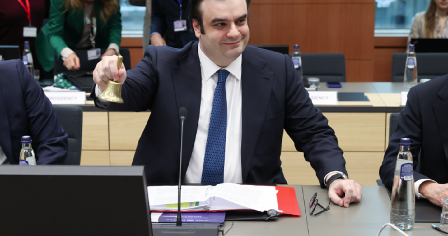 Σαφές μήνυμα Πιερρακάκη για Γροιλανδία και δασμολογικές απειλές