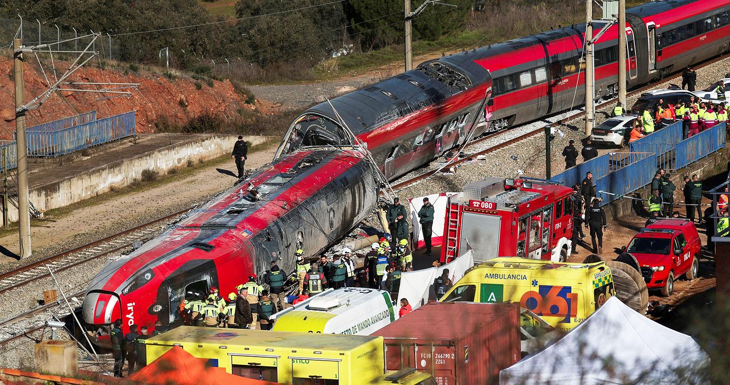 Σύγκρουση τρένων: Η Ισπανία πενθεί για την τραγωδία