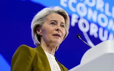 Φον ντερ Λάιεν στο Νταβός: «Λάθος» οι δασμοί Τραμπ – Η απάντηση της ΕΕ