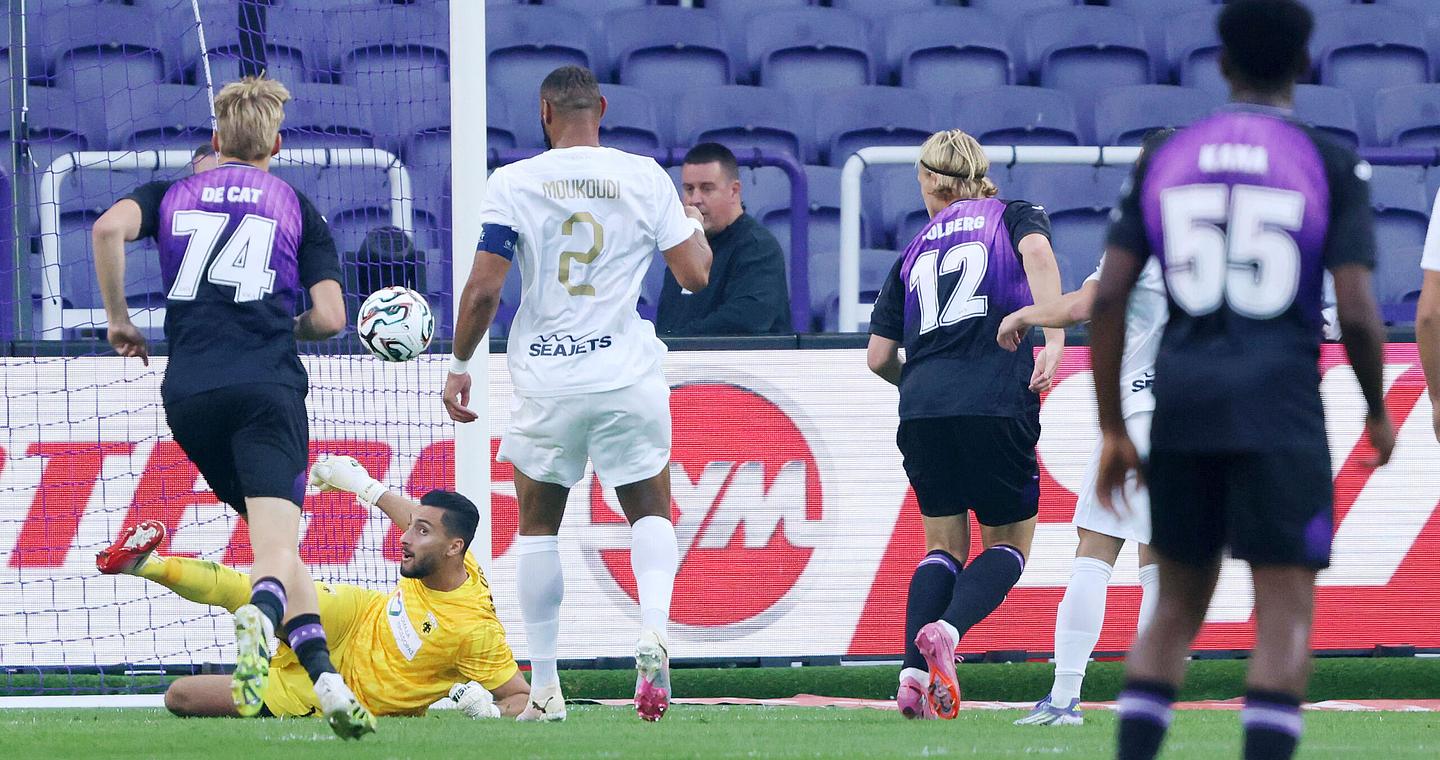 ΑΕΚ: Με «κέρβερο» Στρακόσα, στο χέρι της η πρόκριση