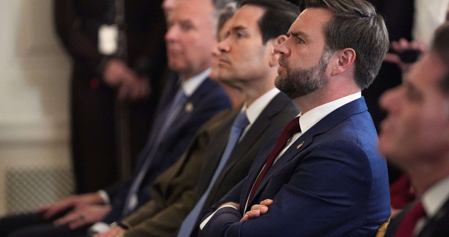 Ο Τραμπ ανακοίνωσε το Συμβούλιο Ειρήνης για τη Γάζα, το «πιο σπουδαίο» που «σχηματίστηκε ποτέ»