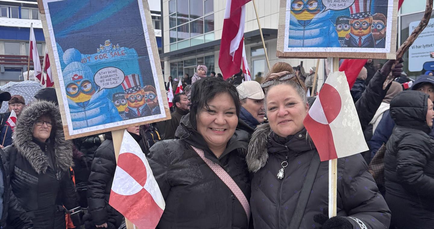 Η «Κ» στο Νουούκ: «Φύγε Τραμπ. Η Γροιλανδία είναι η γη μας και δεν είναι προς πώληση»