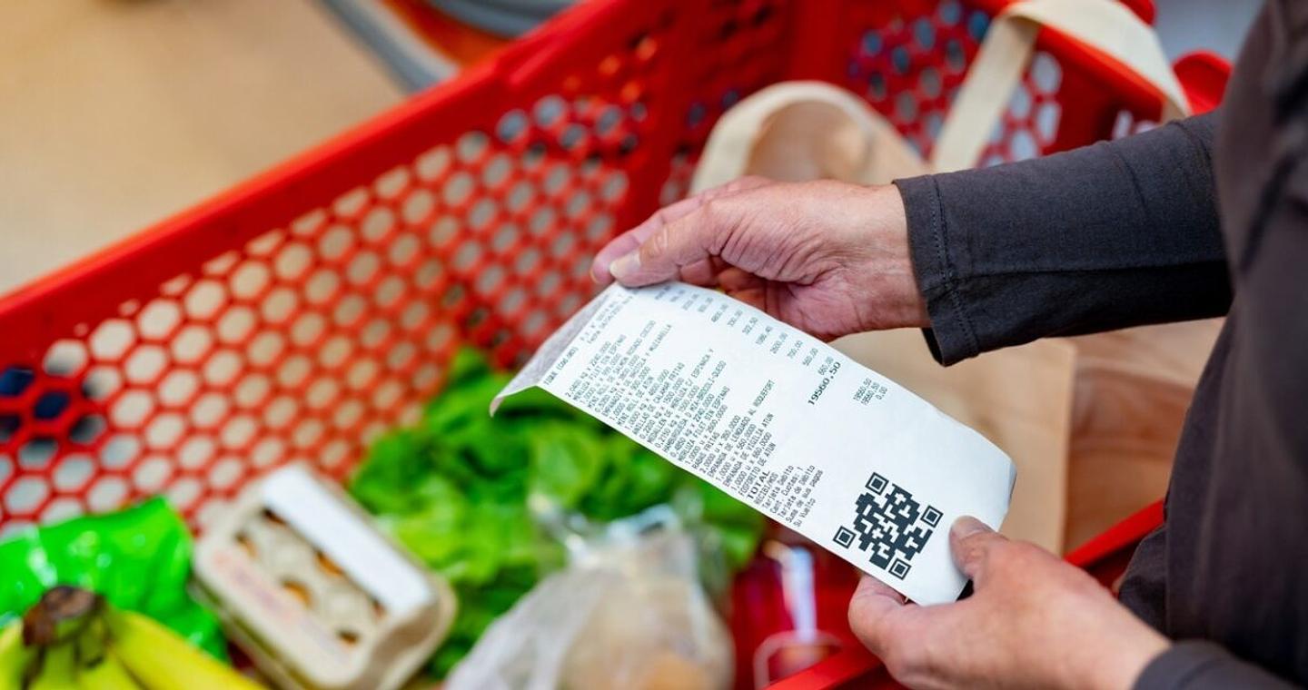 Νέα διπλή πληθωριστική θηλιά στην οικονομία: Μετά τα ενοίκια, την ανηφόρα παίρνουν ξανά και τα τρόφιμα στα super markets