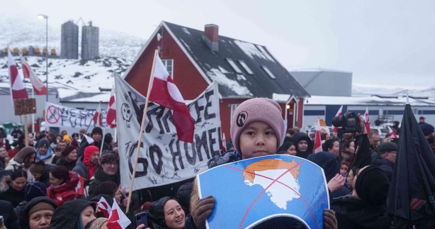 «Ευρωπαϊκό μπαζούκα»: Η σκληρή απάντηση στo «bullying» του Τραμπ για τη Γροιλανδία