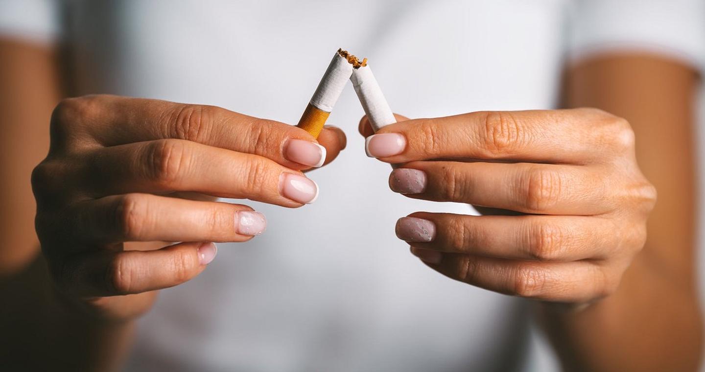 Γιατρός εξηγεί τι συμβαίνει στο σώμα όταν σταματάτε το κάπνισμα: Σε μόλις 24 ώρες ο κίνδυνος καρδιακής προσβολής αρχίζει να μειώνεται