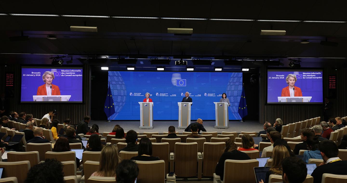 Politico: H στιγμή που η Ευρώπη κατάλαβε ότι διέβη τον Ρουβίκωνα