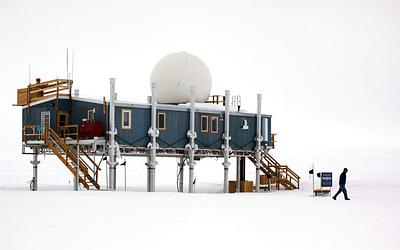 Γροιλανδία: O Τραμπ θέλει "πλήρη πρόσβαση", χωρίς όρια – Τι αλλάζει;