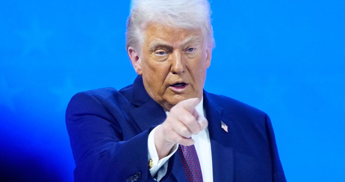 Τραμπ: Μια «πελώρια» αμερικανική ναυτική «αρμάδα» βρίσκεται εν πλω προς τον Περσικό Κόλπο