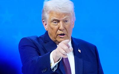 Τραμπ: «Πελώρια αρμάδα» των ΗΠΑ πλέει προς Περσικό Κόλπο – Τι συμβαίνει;