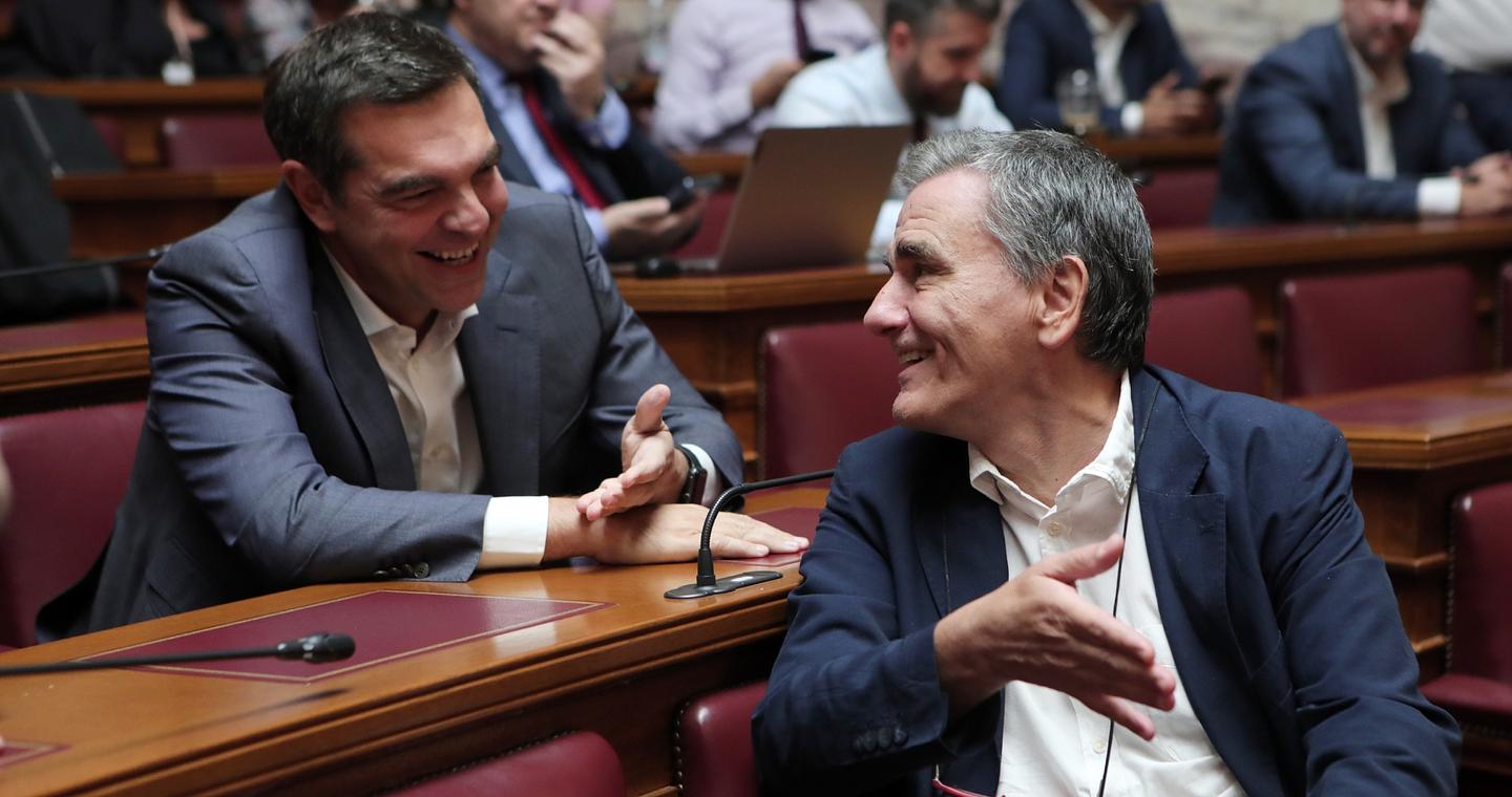 Οι απορίες του Ευκλείδη Τσακαλώτου μετά τη συνέντευξη Τσίπρα στη Le Monde