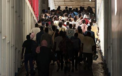 Επιστροφές μεταναστών: Ελλάδα σε κέντρα «fast track» απελάσεων της ΕΕ;