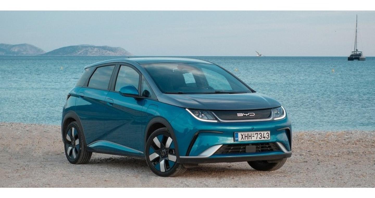 Η BYD κυριαρχεί στην ηλεκτροκίνηση: Πρώτη σε πωλήσεις EV στην Ελλάδα το 2025