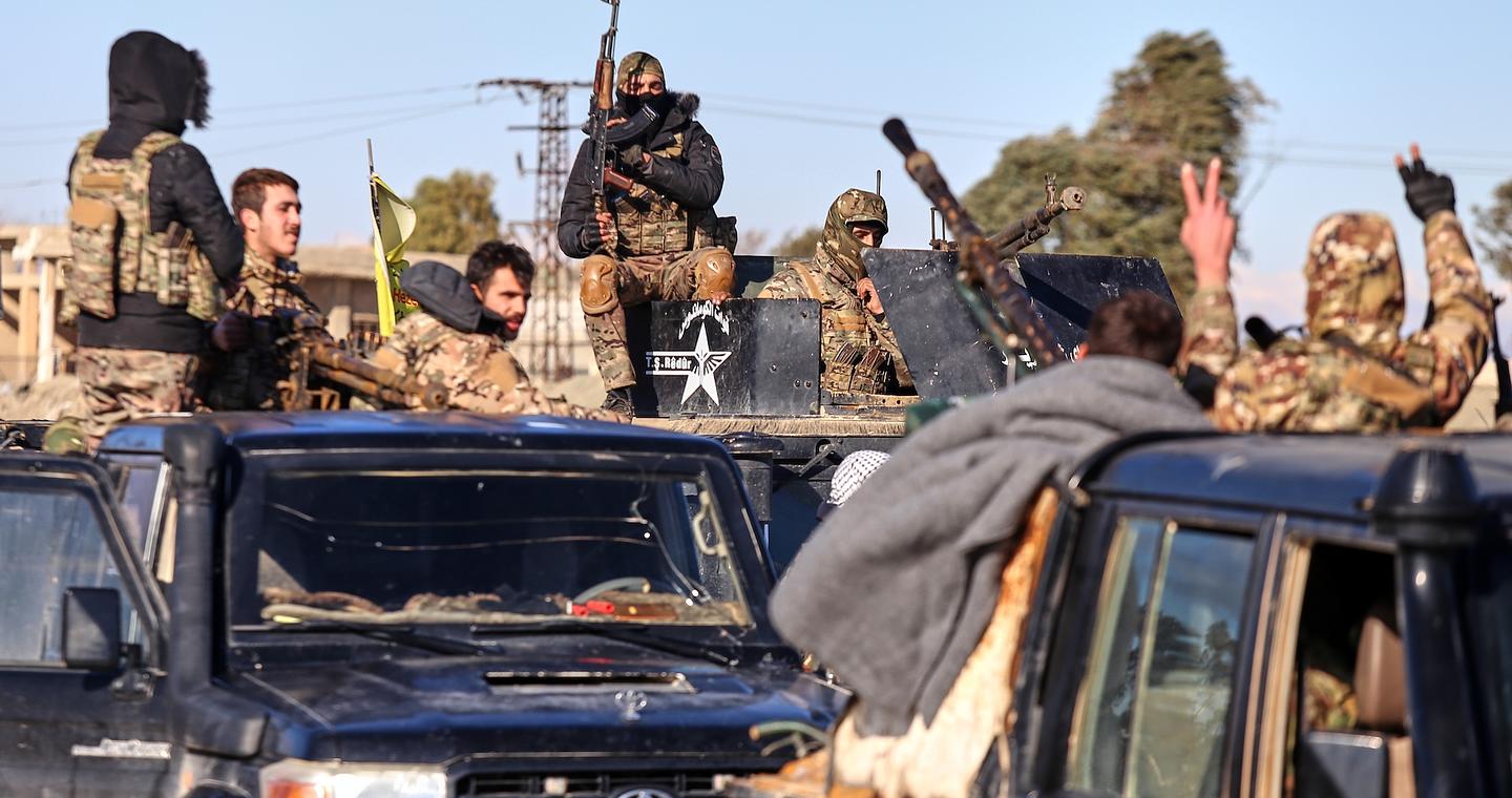 Συρία – Κούρδοι: Στον αέρα η εκεχειρία – Κατέρρευσαν οι διαπραγματεύσεις με τη Δαμασκό