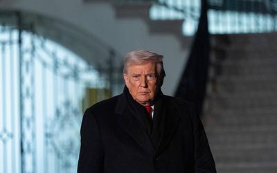 Τραμπ στο Νταβός: Ταξίδι με απειλές και «μικρό ηλεκτρικό πρόβλημα»!