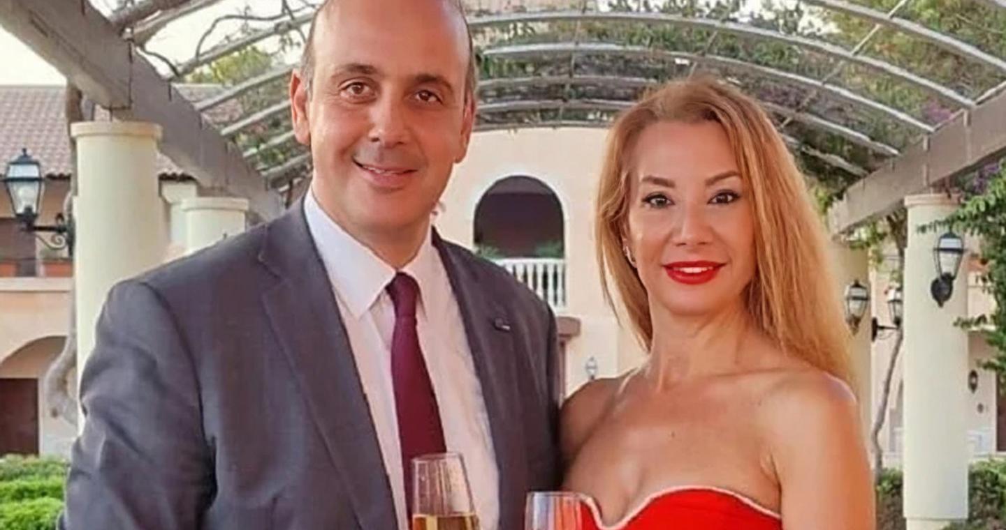 Κατηγόρησαν δημόσια τον δήμαρχο Πάφου για ξυλοδαρμό της συζύγου του – «Ζούμε αρμονικά, να αφήσουν τα πολιτικά παιχνίδια»