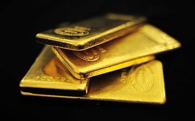 Χρυσός: Νέο ιστορικό ρεκόρ άνω των 5.000 δολαρίων – Τι συμβαίνει;