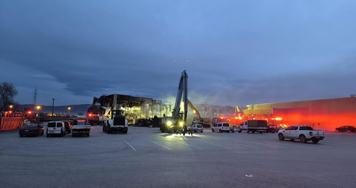 «Βιολάντα»: Σε βαθύ πένθος τα Τρίκαλα – «Ενδεχομένως σήμερα μια πρώτη εικόνα για τα αίτια της πυρκαγιάς»