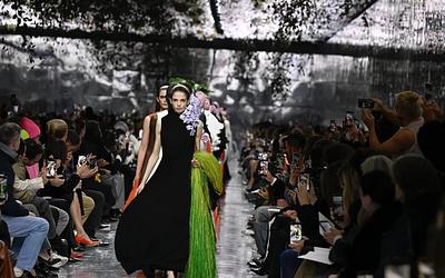 Dior Haute Couture: O Jonathan Anderson επαναπροσδιορίζει την υψηλή ραπτική!