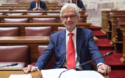 Ένταση στη Βουλή: Σφοδρή αντίδραση Βλαχάκου για επίθεση Κωνσταντοπούλου