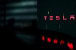 «Πλήρης Αυτόνομη Οδήγηση»: Οδηγοί μηνύουν την Tesla και τον Μασκ!