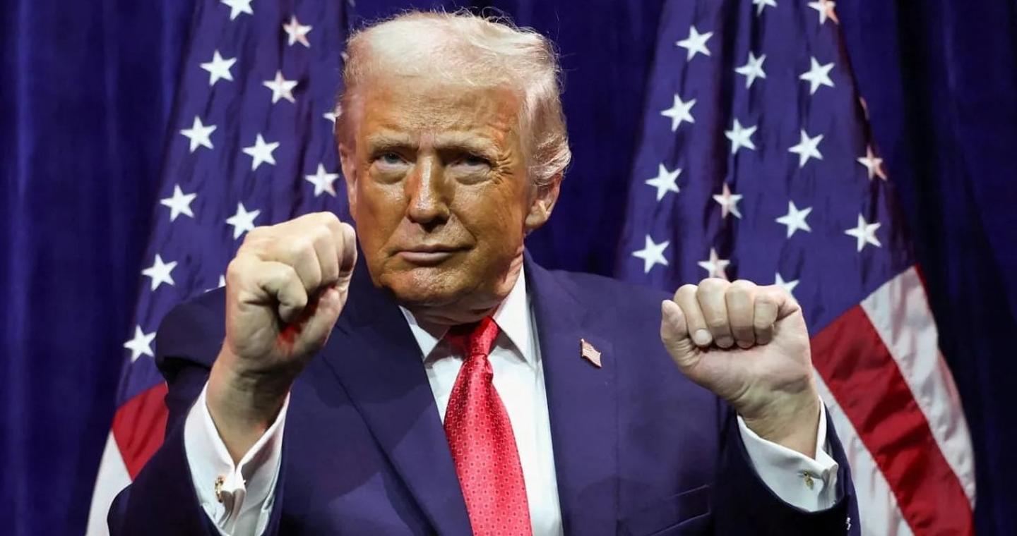 «Η θεωρία του τρελού»: Η αλλοπρόσαλλη συμπεριφορά του Τραμπ και άλλων ηγετών – Στρατηγική υπεροχή ή αδυναμία;