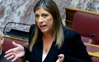 «Υποκείμενα με συμπλέγματα»: Ένταση στη Βουλή για Κωνσταντοπούλου και Καρασμάνη!