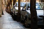 Στάθμευση: Γιατί στο εξωτερικό δεν υπάρχουν αυτοκίνητα στους δρόμους;