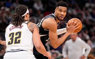 Αγωνία για Αντετοκούνμπο: Πόσο θα απουσιάσει μετά τον τραυματισμό;