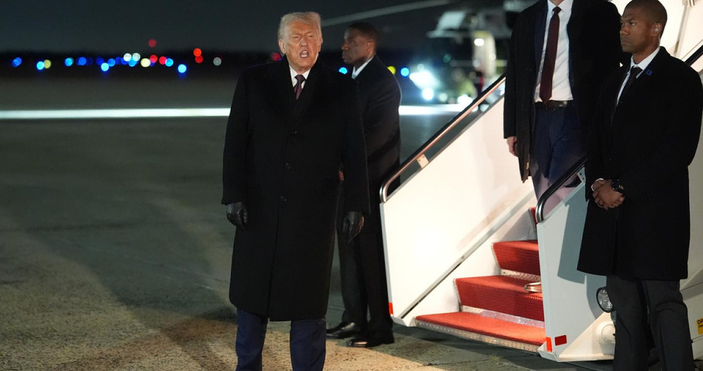 Τραμπ μετά τον θάνατο του 37χρονου στη Μινεάπολη: «Δήμαρχος και κυβερνήτης υποκινούν την εξέγερση»