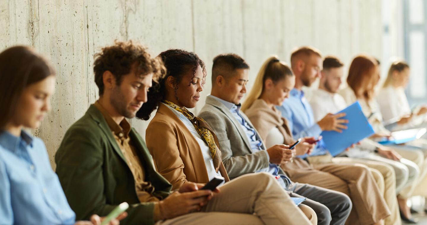 Πάνω από 8.000 ευκαιρίες απασχόλησης στην 50ή «Ημέρα Καριέρας» της ΔΥΠΑ