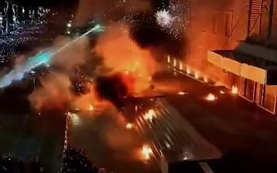 Ένταση στα Τίρανα: Μολότοφ, δακρυγόνα και αίτημα παραίτησης του Ράμα!