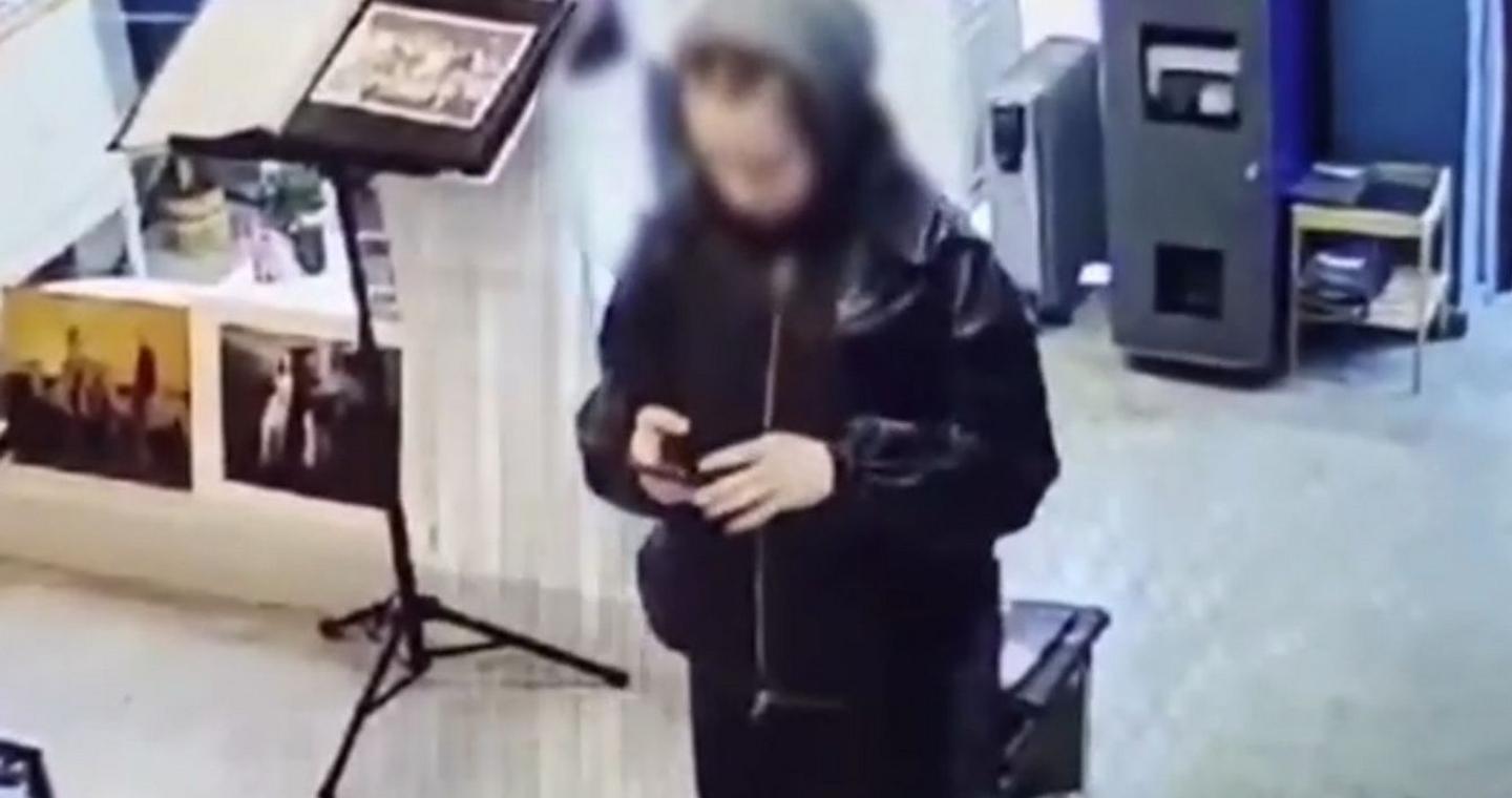 Εξαφάνιση-θρίλερ της 16χρονης Λόρας: Νέο βίντεο στο μικροσκόπιο της ΕΛ.ΑΣ. – Ψάχνουν ίχνη της στου Ζωγράφου