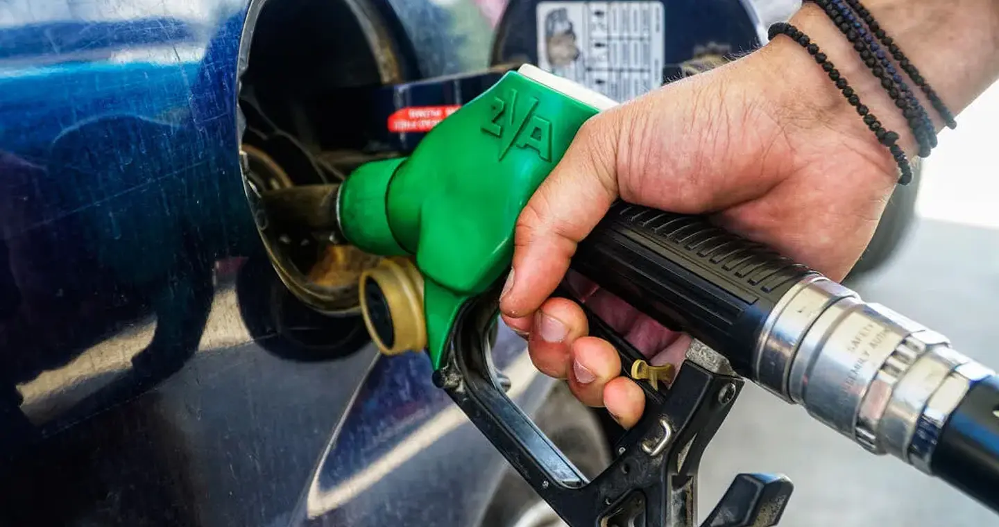 Κύκλωμα με «πειραγμένες» αντλίες: Προφυλακιστέοι 4 κατηγορούμενοι