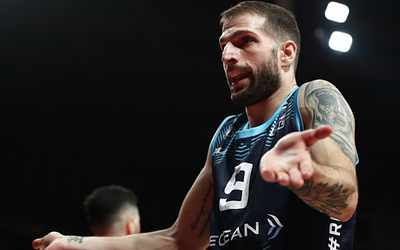 Σοκ στον Κολοσσό: Καταγγελία Πετρόπουλου για σαμποτάζ στο αυτοκίνητό του!