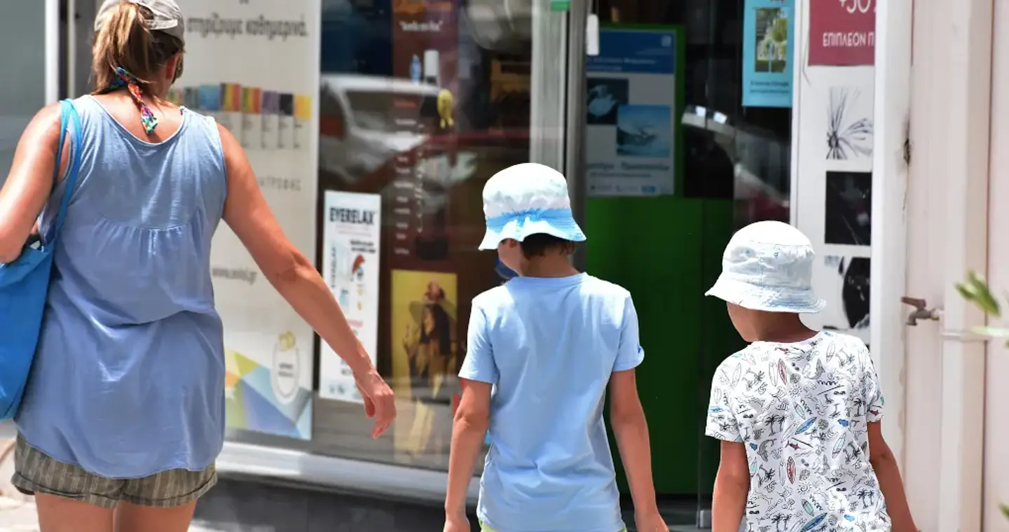 Δημογραφικό: Μέσα σε 13 χρόνια μειώθηκε κατά μισό εκατομμύριο ο πληθυσμός της Ελλάδας