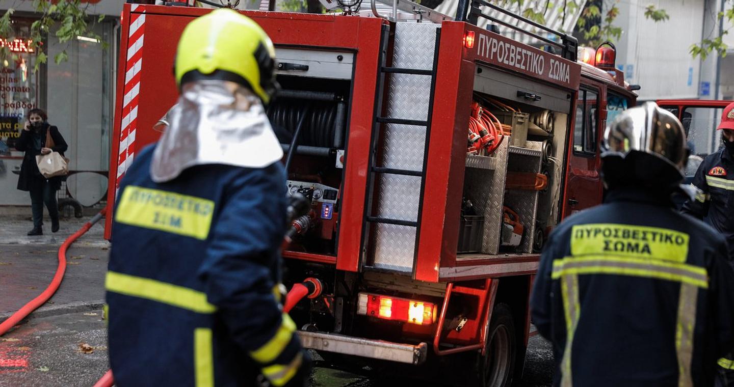 Κρήτη: Φωτιά στα αποδυτήρια του γηπέδου στην Αμμουδάρα -Δύο άτομα νοσηλεύονται διασωληνωμένα