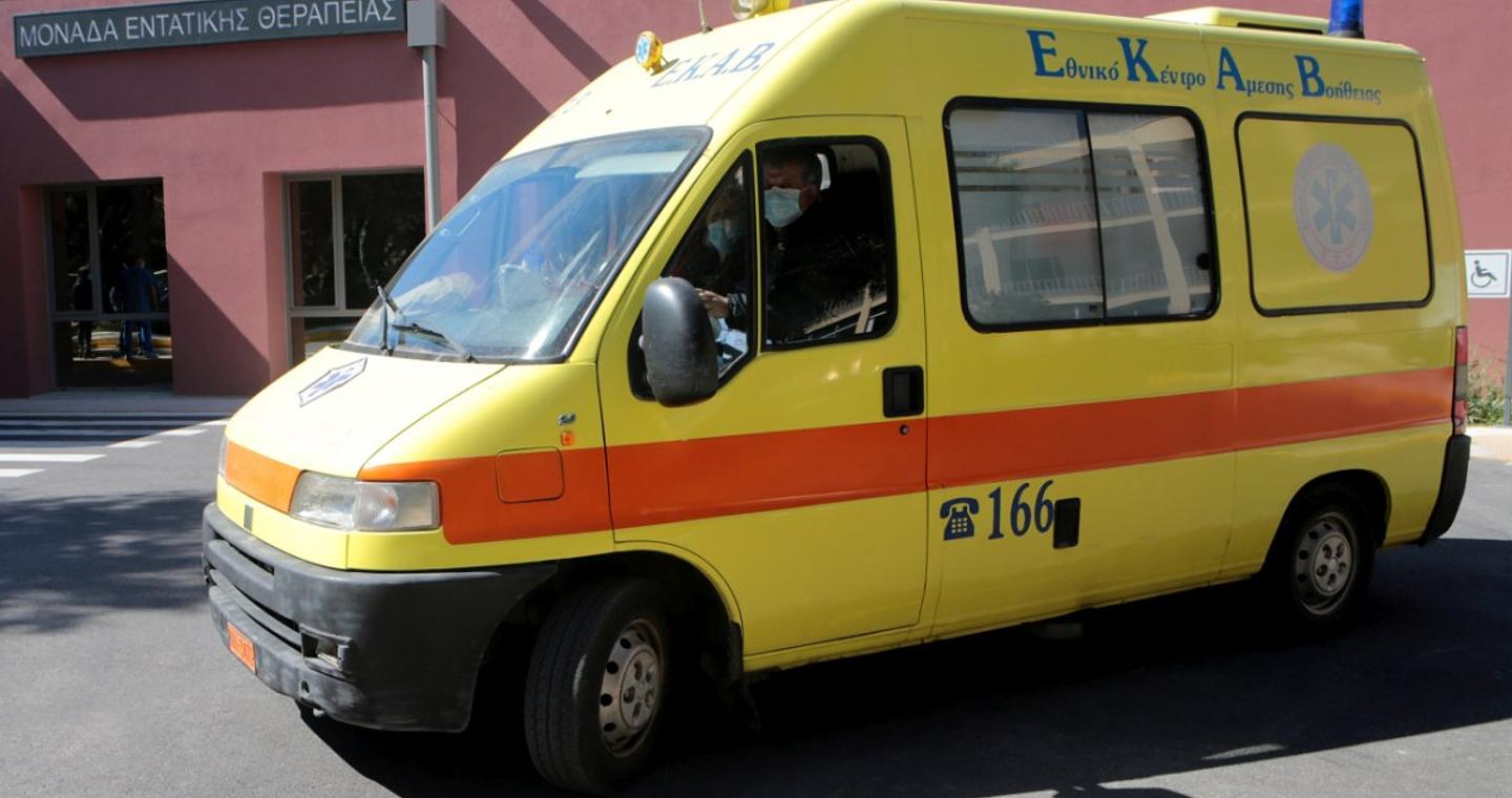 Λεωφορείο με μαθητές συγκρούστηκε με βαν στη Χαλκιδική – Τρεις τραυματίες