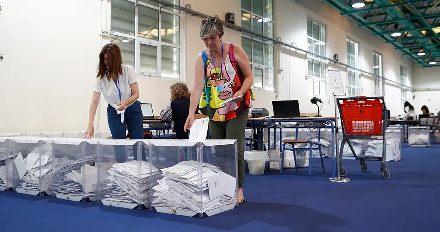 Επιστολική κατά της δημοκρατίας