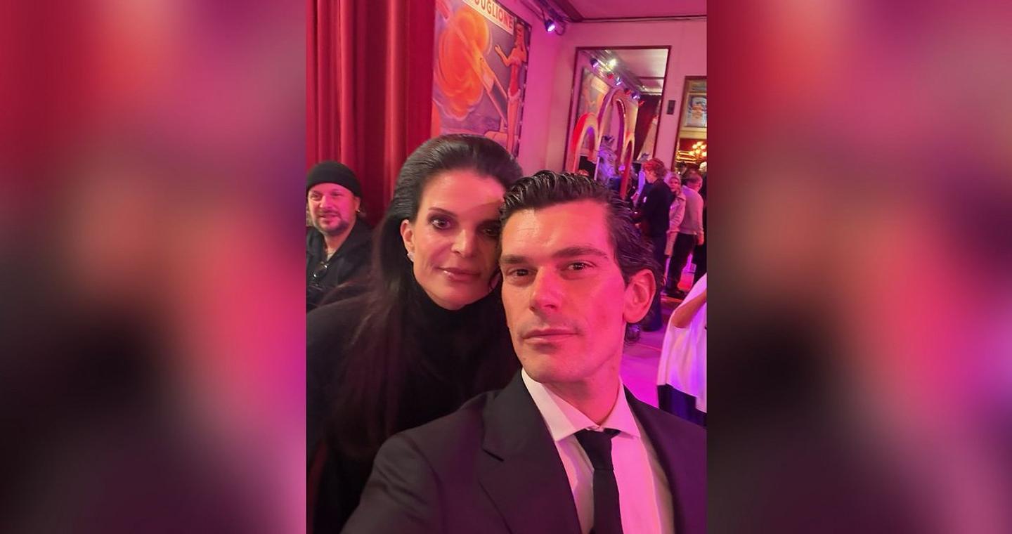 Ο Πλάτωνας Παπαγιαννόπουλος, μοντέλο, συνάντησε στην επίδειξη μόδας την Αθηνά Ωνάση -Της έπιασε την κουβέντα, αποκαλύπτει πώς ήταν