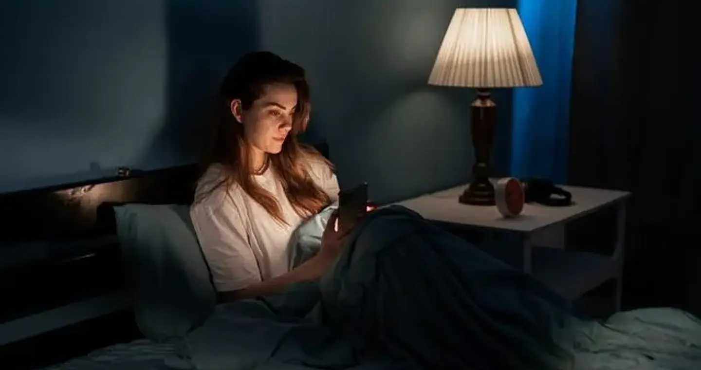 Είσαι νυχτερινός τύπος; Η λύση για να μην επιβαρύνεις την υγεία σου