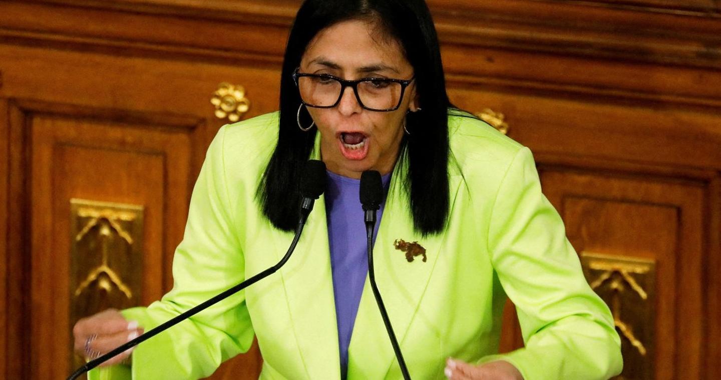 Βενεζουέλα: Ο Ρούμπιο απειλεί με νέα επίθεση εάν η κυβέρνηση δεν συνεργαστεί – Οι ΗΠΑ αμφιβάλλουν για τη Ροντρίγκες