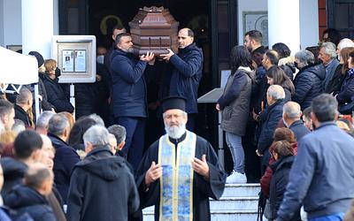 Θρήνος στην Καρδίτσα και τα Τρίκαλα: Αποχαιρετούν τις πέντε γυναίκες