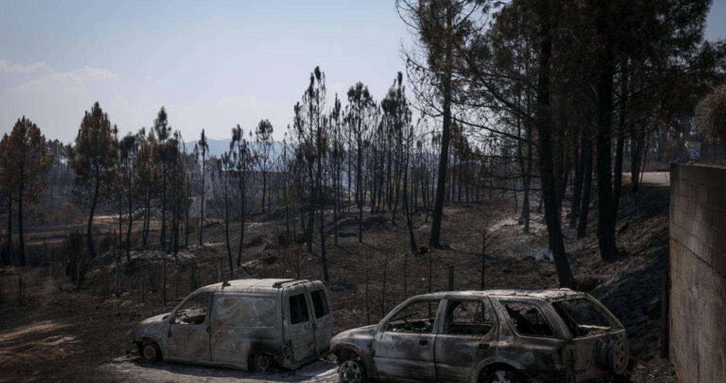 Θάνατος πυροσβέστη που επιχειρούσε σε πυρκαγιά στην Πορτογαλία