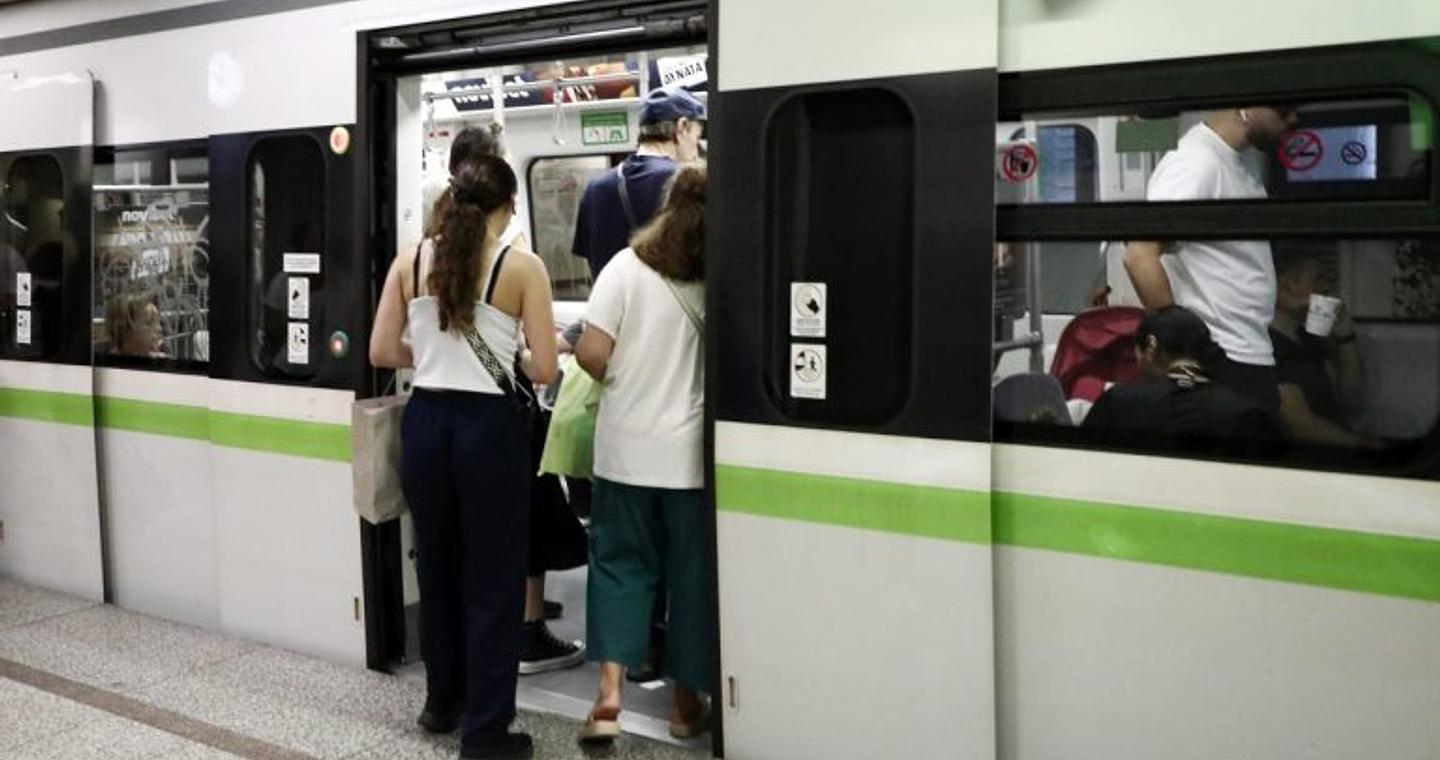 Μέσα Μαζικής Μεταφοράς: Αυξάνονται στα 100 ευρώ τα πρόστιμα – «Καμπάνες» έως 40.000 ευρώ για γκράφιτι