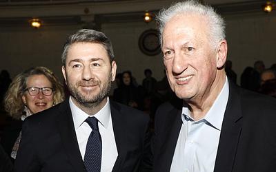 Η στρατηγική Ανδρουλάκη για την ολική επαναφορά και τα πρόσωπα-κλειδιά της διεύρυνσης