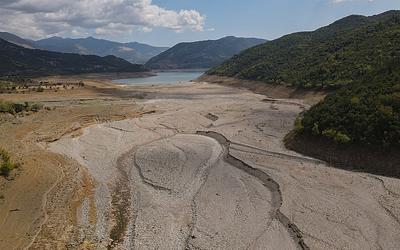 Αποκαλύπτεται η αόρατη αιτία: Πώς η κλιματική κρίση φέρνει πρόσφυγες στην Ελλάδα
