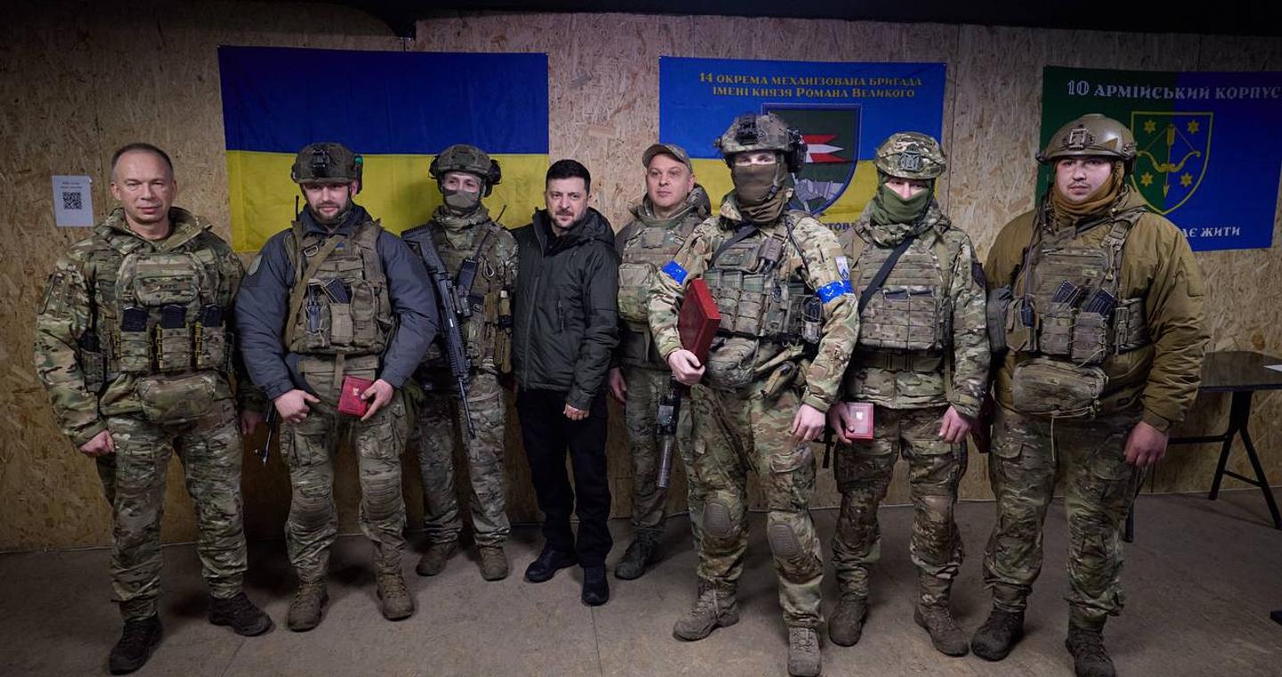 Ζελένσκι: Κίνδυνος για συμφωνίες χωρίς το Kίεβο – Πότε θέλει τερματισμό πολέμου ο Τραμπ