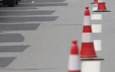 Ανατροπή φορτηγού στην Αθηνών-Λαμίας: Τεράστια ταλαιπωρία για τους οδηγούς στον Αυλώνα