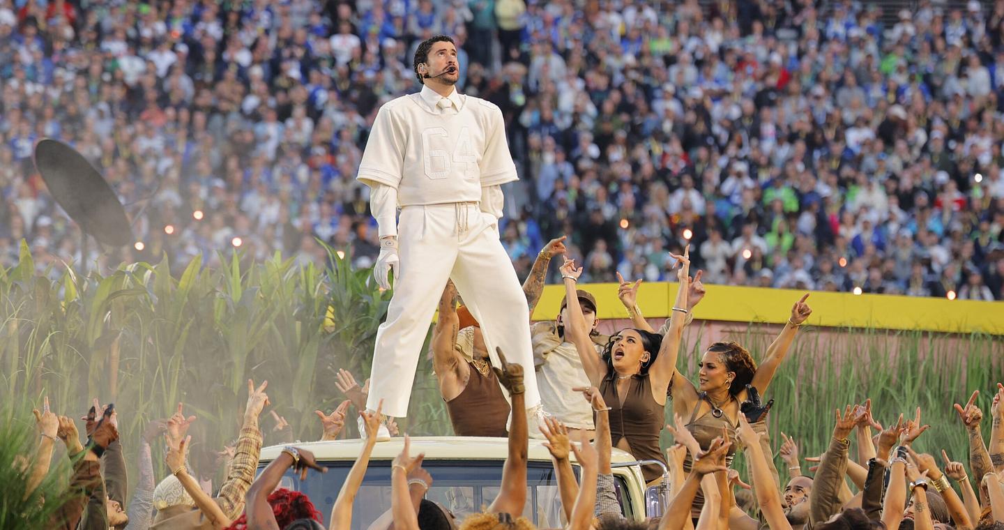 Τραμπ κατά Bad Bunny: «Απολύτως φρικτό» το σόου του, «προσβολή για το μεγαλείο της Αμερικής»