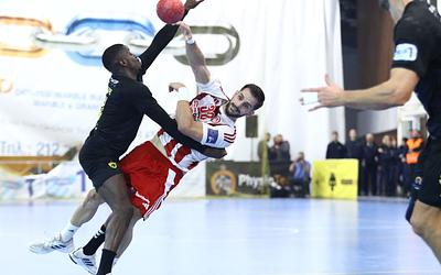 Τιτάνια μάχη στο Καματερό: ΑΕΚ και Ολυμπιακός διεκδικούν το βαρύτιμο Κύπελλο Ελλάδας